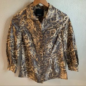 Carlisle Leopard print button down blouse back buttons detail
